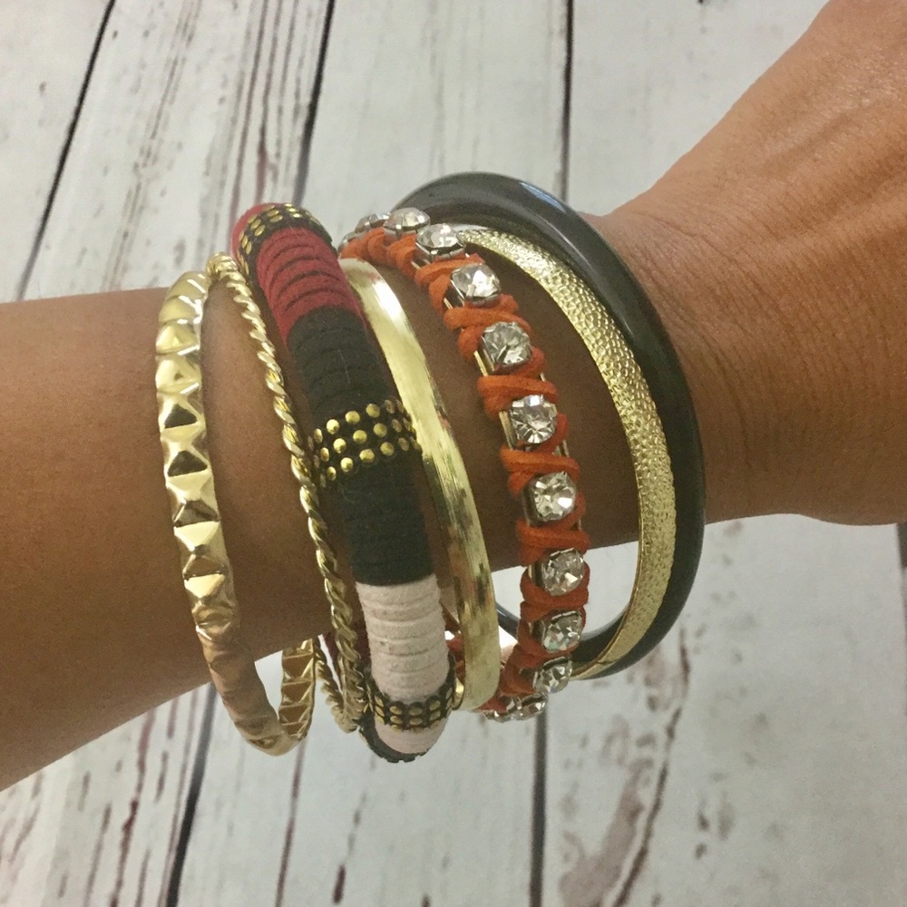 NWT Bracelet Set